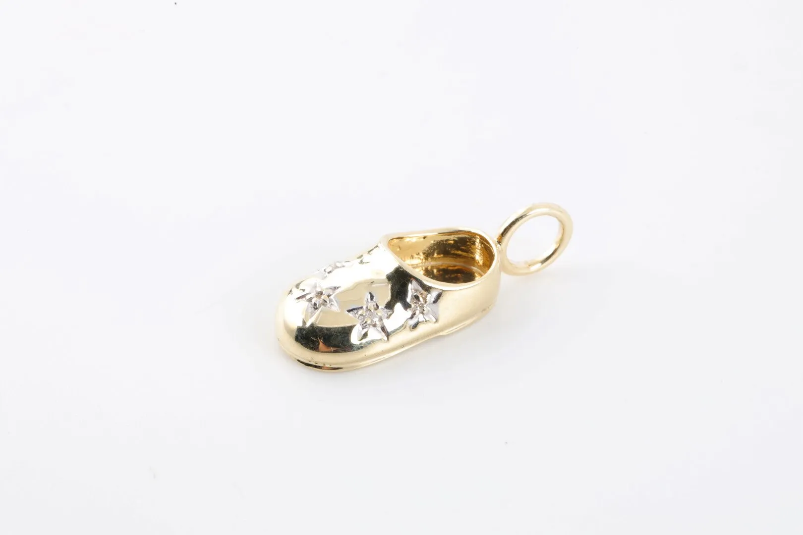 14k Two-Tone Gold 0.05tcw Diamond Baby Shoe Charm (4.09g.)