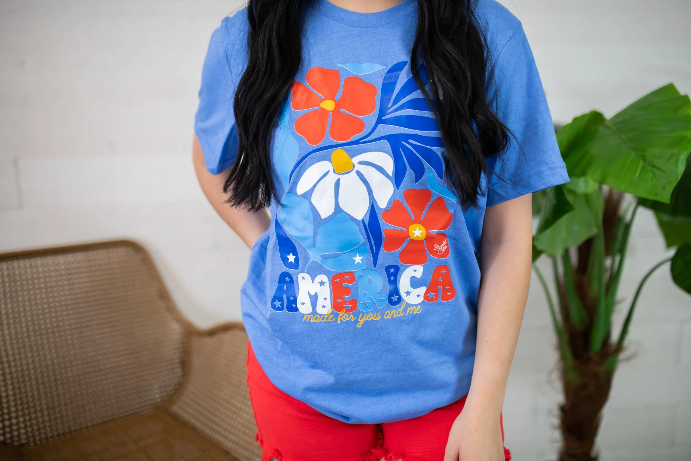 America Floral Graphic Tee-Blue