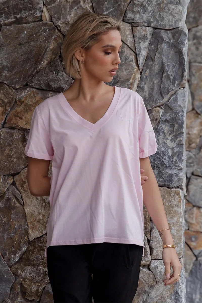 Λ L X V-Neck Pink